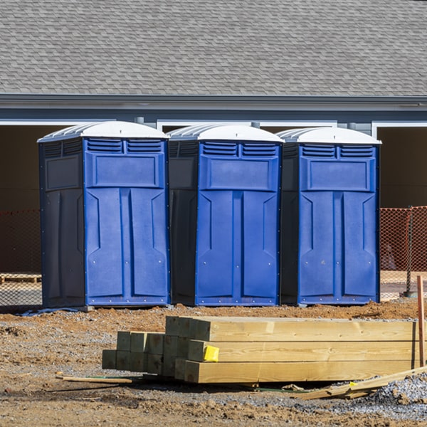 what is the cost difference between standard and deluxe porta potty rentals in Warda Texas